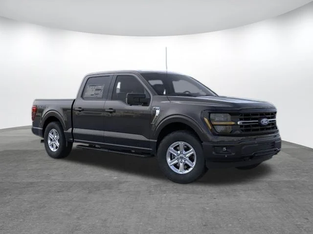 New 2026 Agate Black Metallic Ford XLT image 7