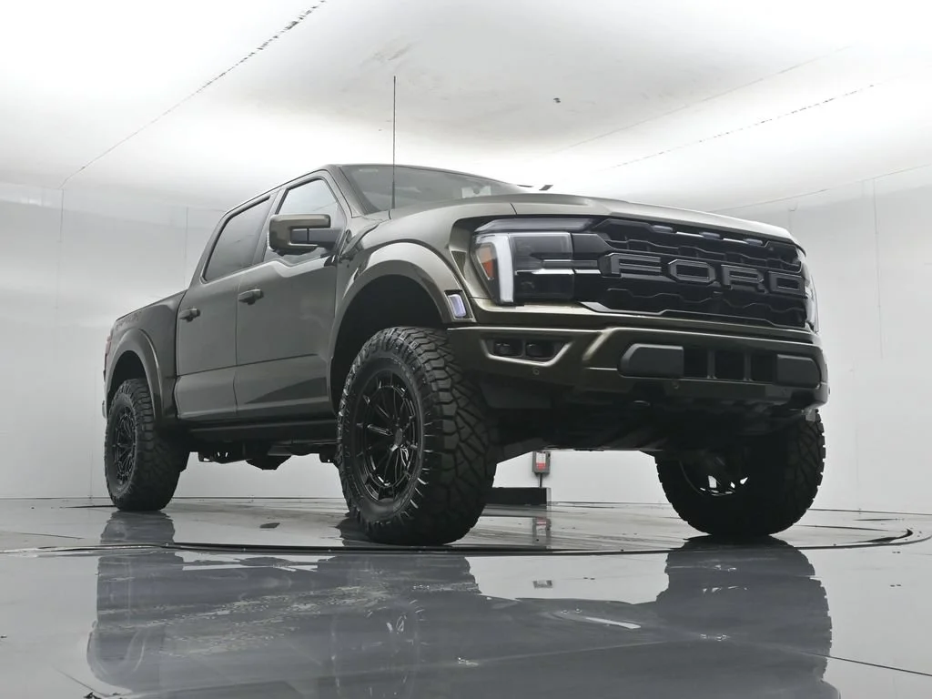 New 2026 Shelter Green Ford Raptor image 49