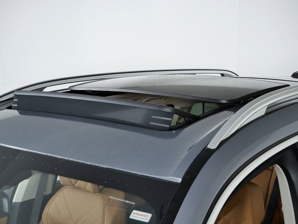 Used 2026 Skyscraper Grey Metallic BMW xDrive40i image 19