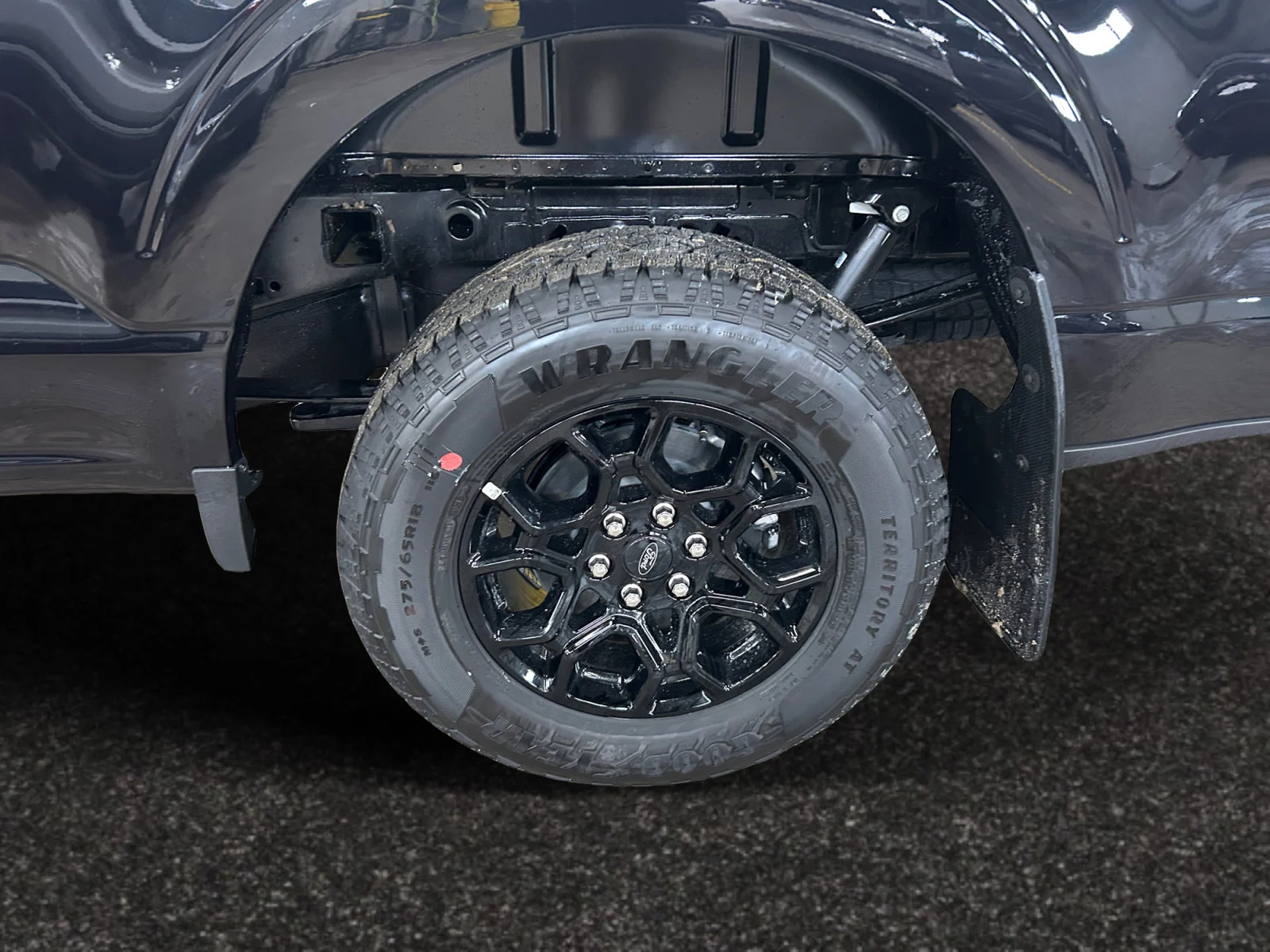 New 2026 Agate Black Metallic Ford XLT image 9
