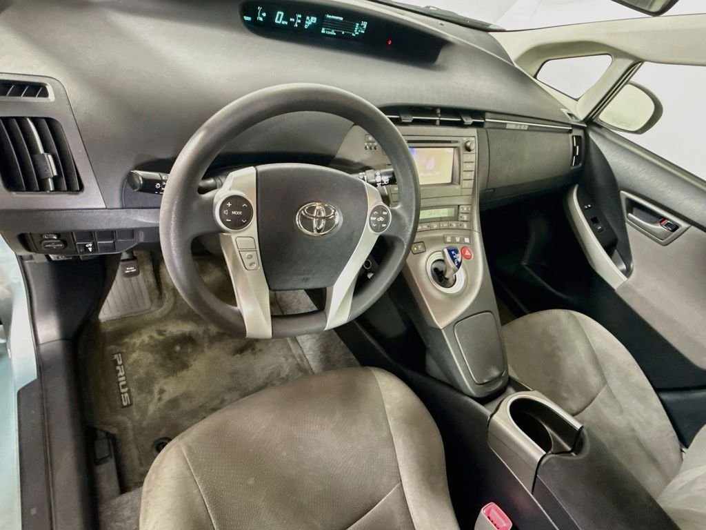 Used 2012 Sea Glass Pearl Toyota Two image 9