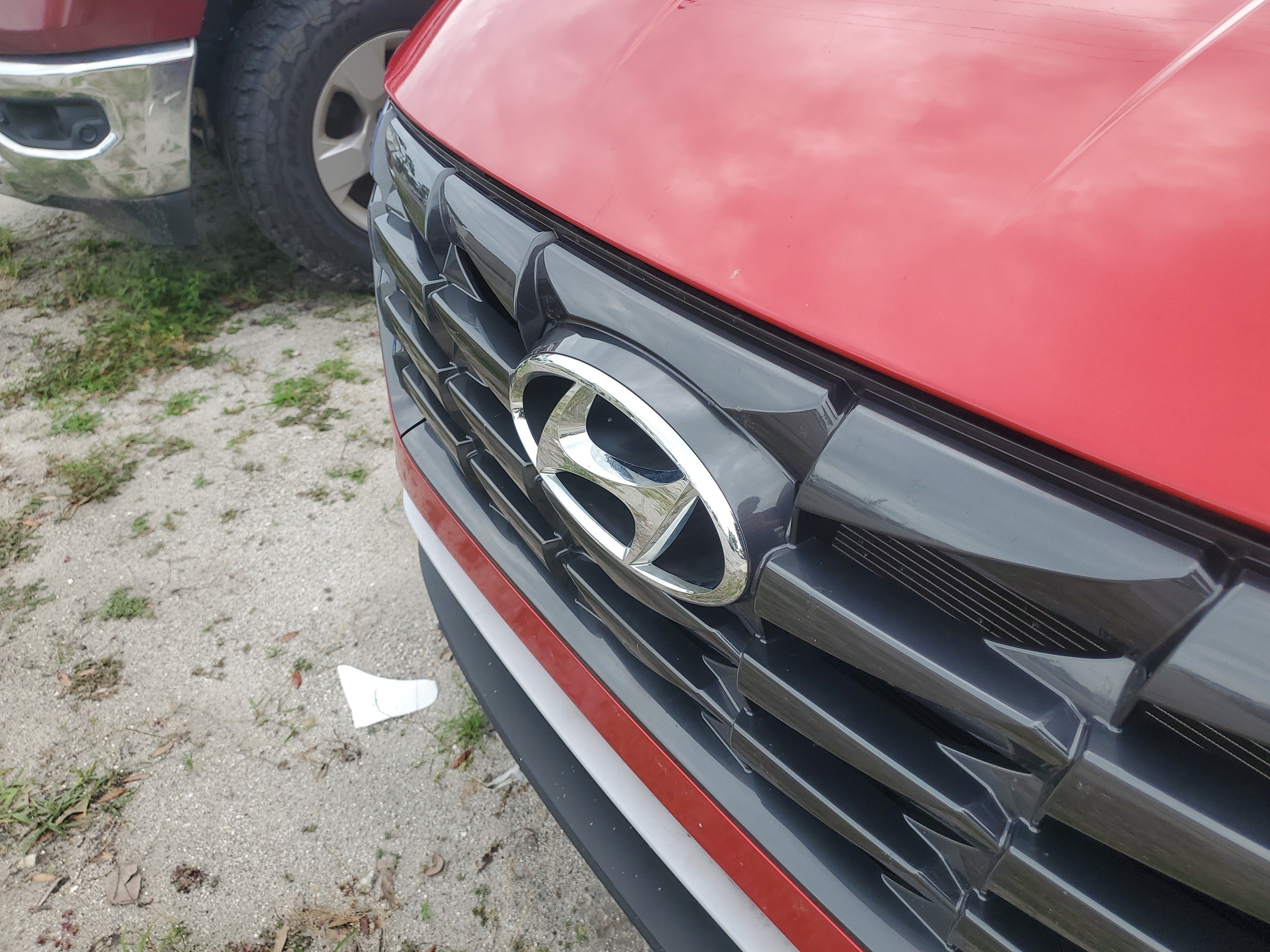 Used 2022 Calypso Red Hyundai SEL image 6