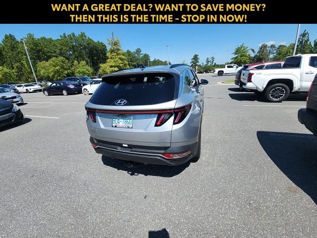 Used 2024 Silver Hyundai SEL image 13