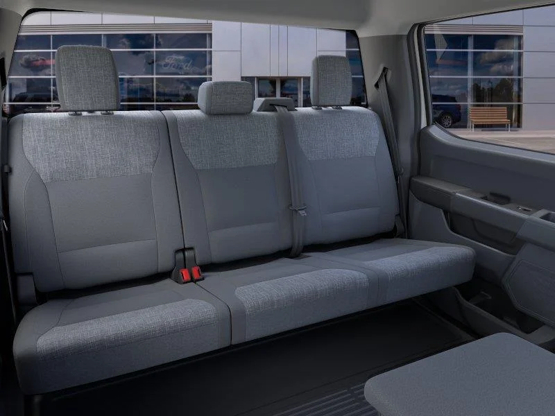 New 2026 Oxford White Ford F-250® XLT image 11
