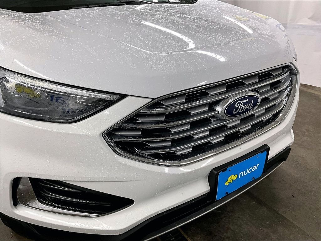 Used 2022 White Ford SEL image 31