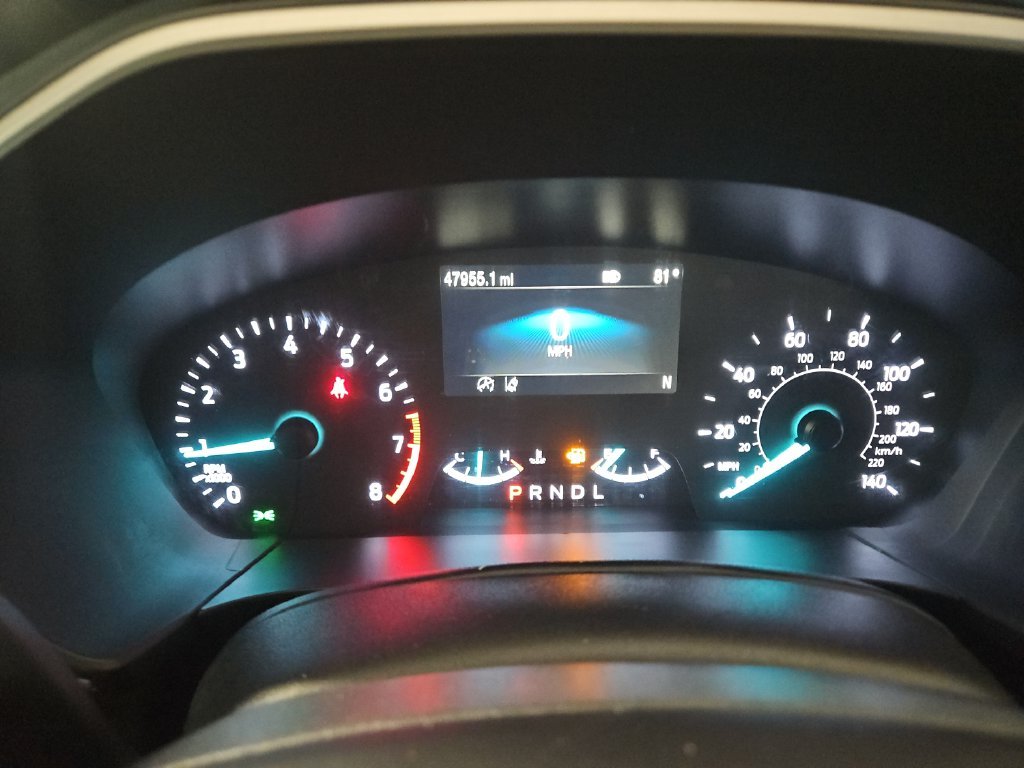 Used 2022 Gray Ford SE image 21