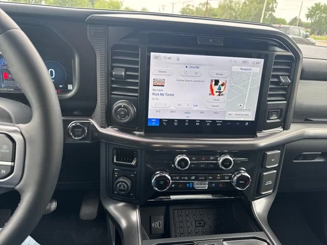 New 2026 Avalanche Ford Lariat® image 22