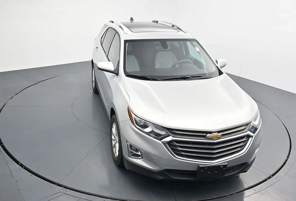 Used 2018 Silver Chevrolet LT image 23