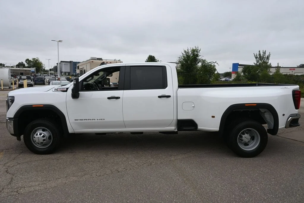 New 2026 White GMC Pro image 6
