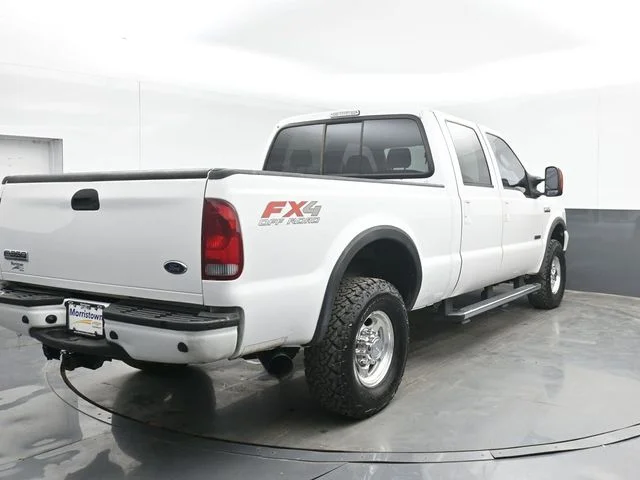 Used 2004 Beige Ford XLT image 13