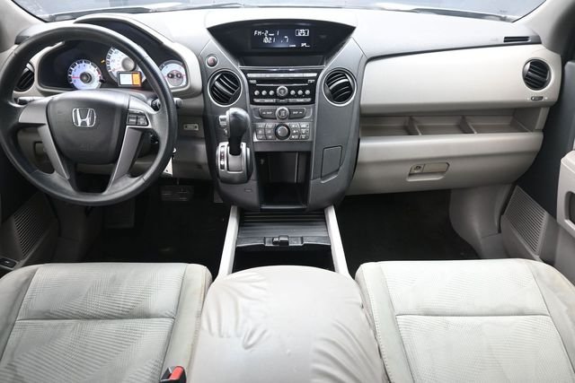 Used 2012  Honda LX image 20