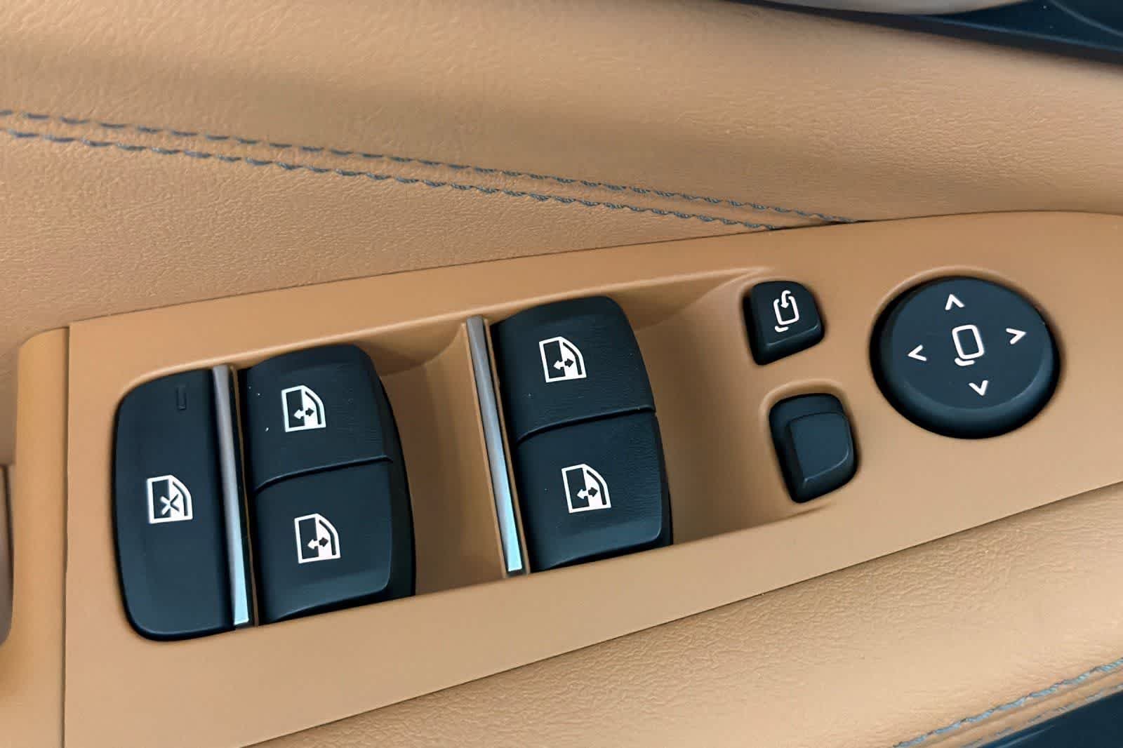 New 2026 Skyscraper Grey Metallic BMW xDrive40i image 13