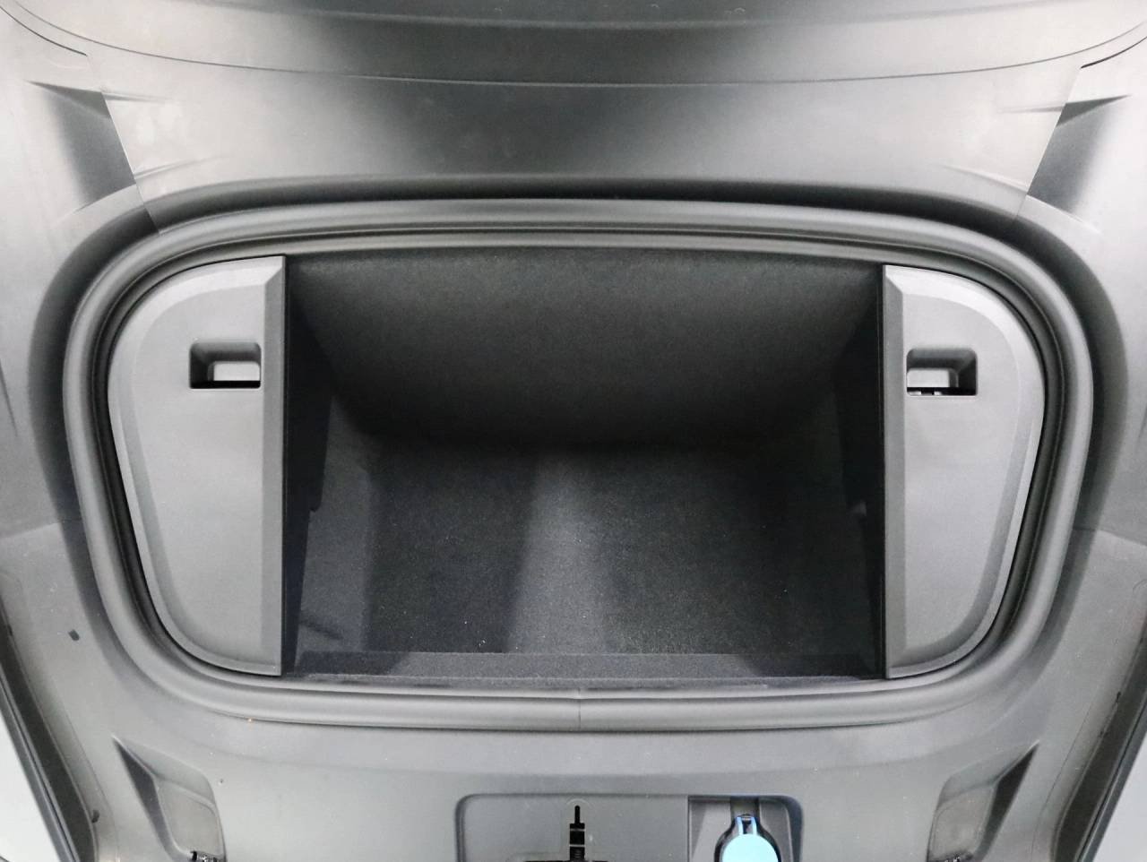 New 2026 Slate Grey Neo Porsche 4 Black Edition image 40