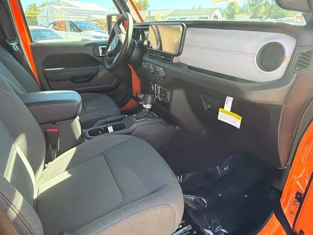New 2026 Joose Exterior Paint Jeep Sport S image 9