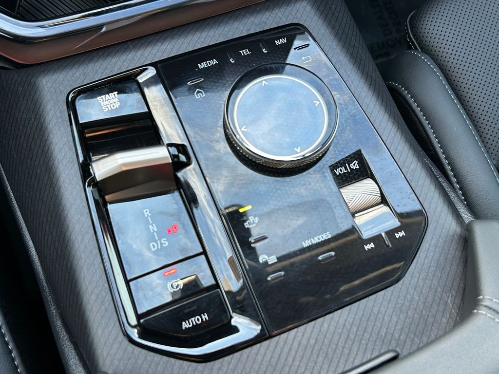 2025 BMW X3 30 - Photo 29