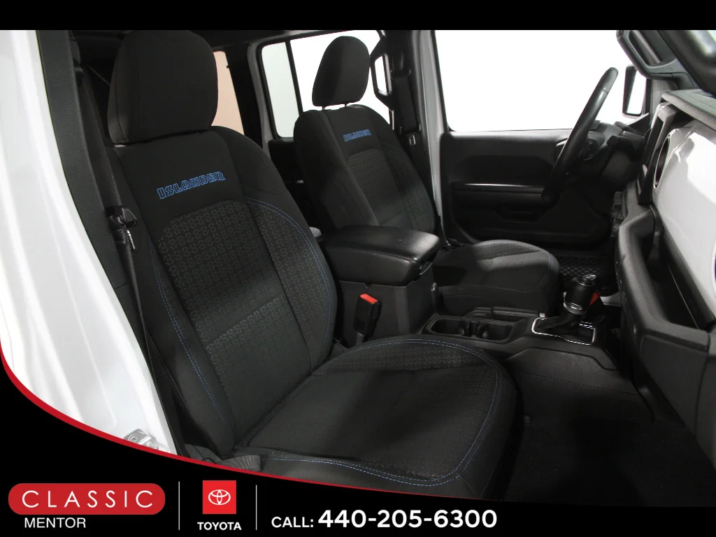 Used 2021 WHITE Jeep Willys image 17