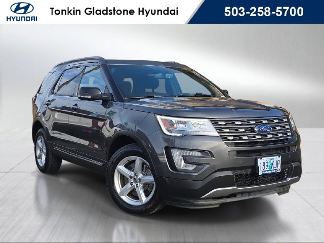 Used 2017 Magnetic Ford XLT image 1