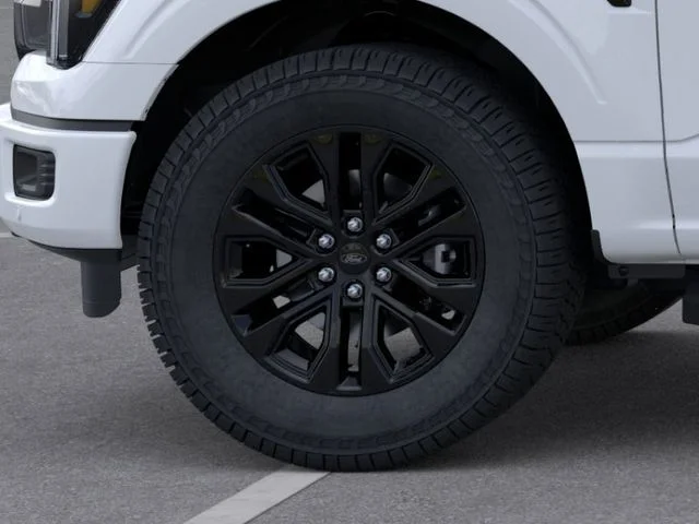 New 2026 Oxford White Ford Lariat image 19
