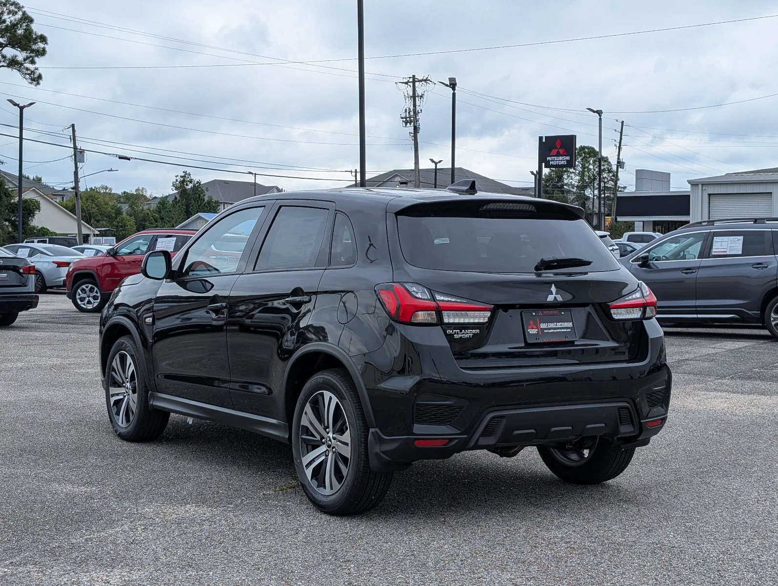New 2027 Black Mitsubishi 2.0 ES image 3