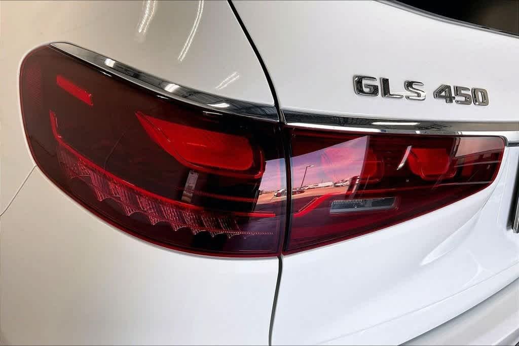 Certified Used 2026 Polar White Mercedes-Benz GLS 450 image 29