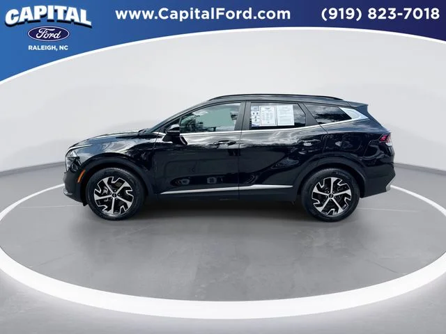 Used 2025 Black Kia EX image 5
