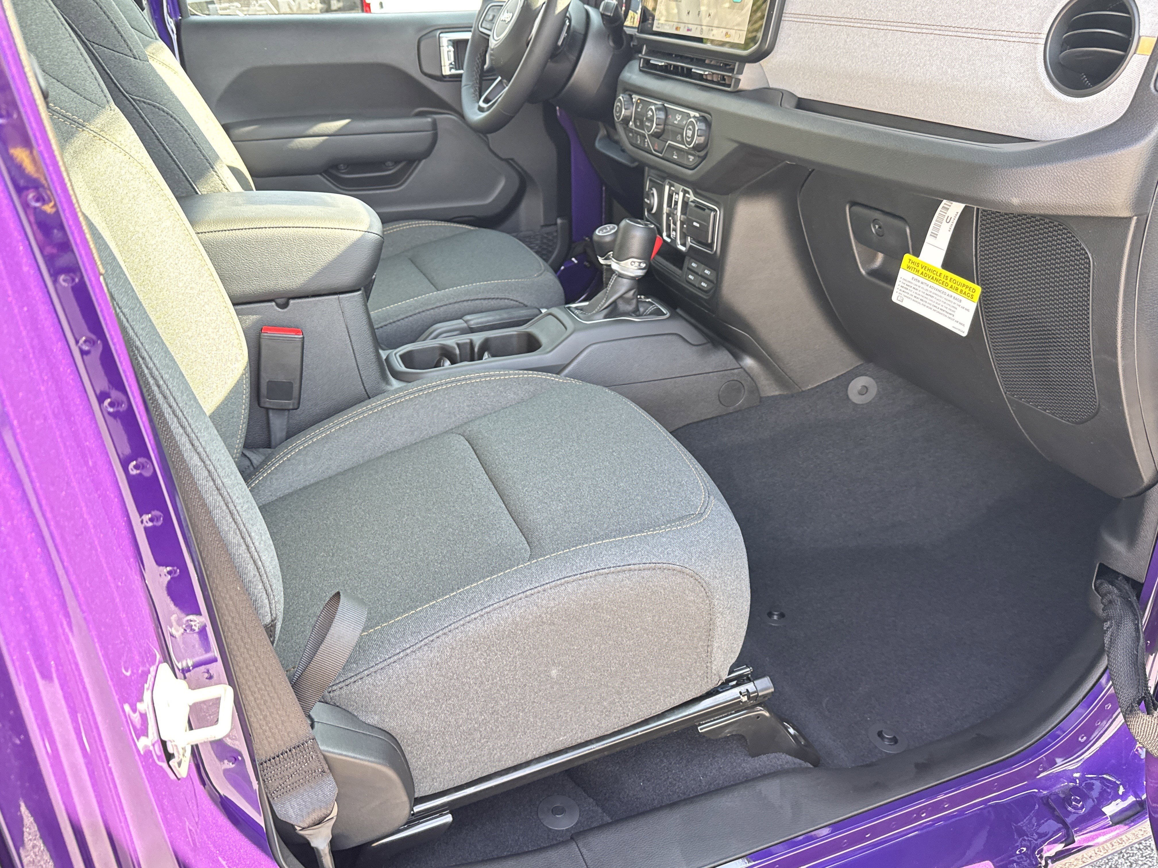 New 2026 Reign Exterior Paint Jeep Sport S image 18