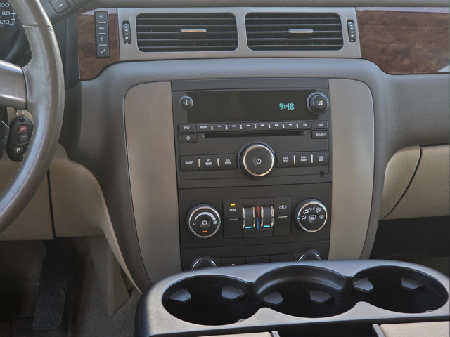 Used 2013 Gray GMC SLE 1500 image 9