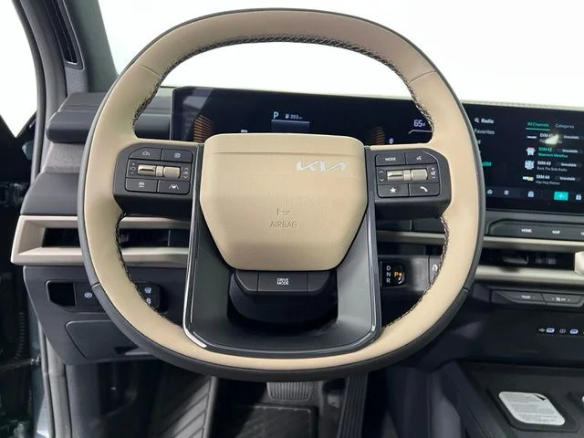 New 2027 Black Kia EX image 18