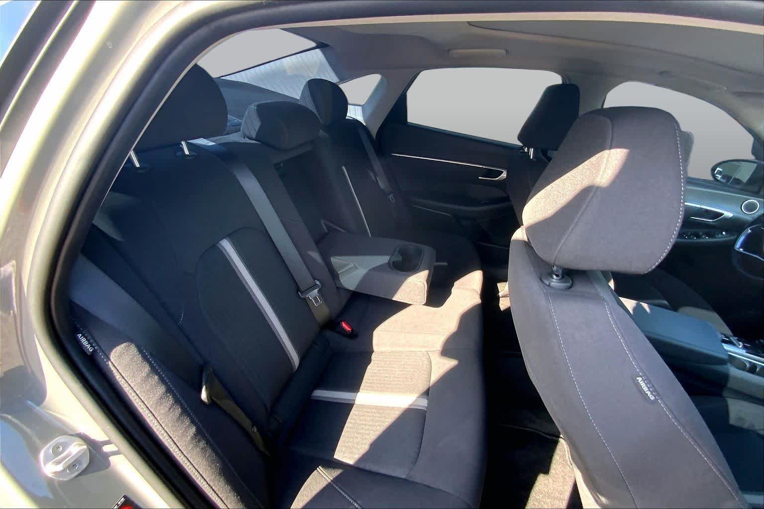 Used 2023 Hampton Gray Hyundai SEL image 19