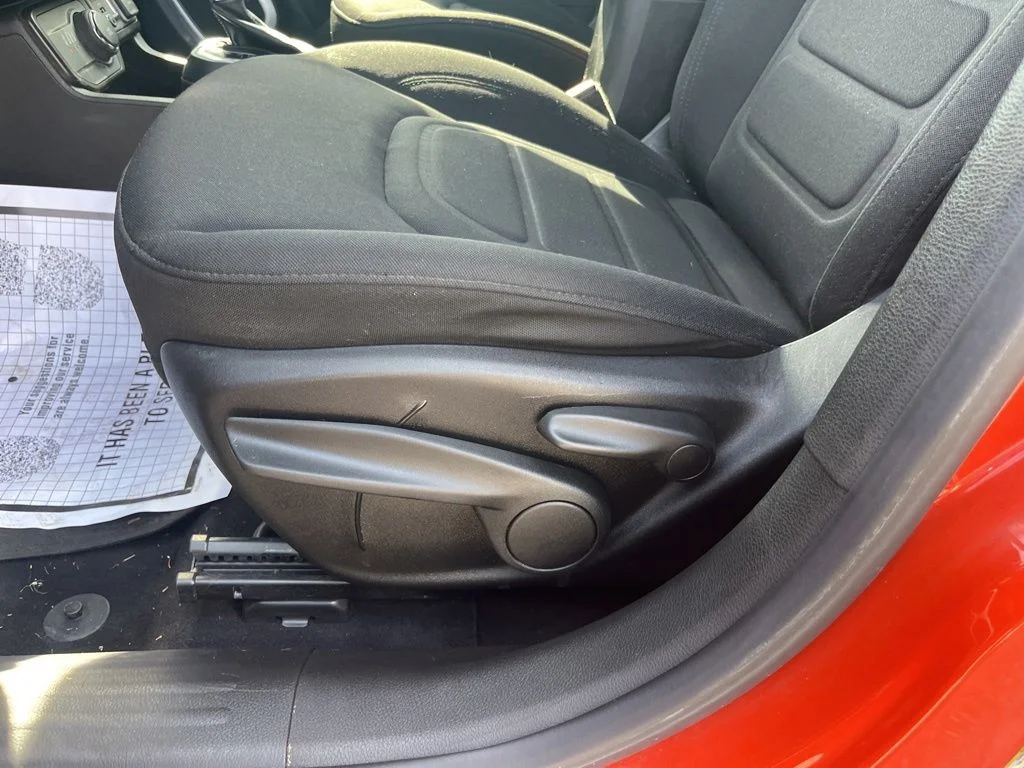 Used 2021 Orange Jeep Latitude image 19