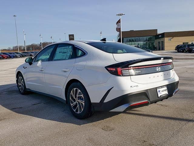 New 2026 White Hyundai Blue image 7