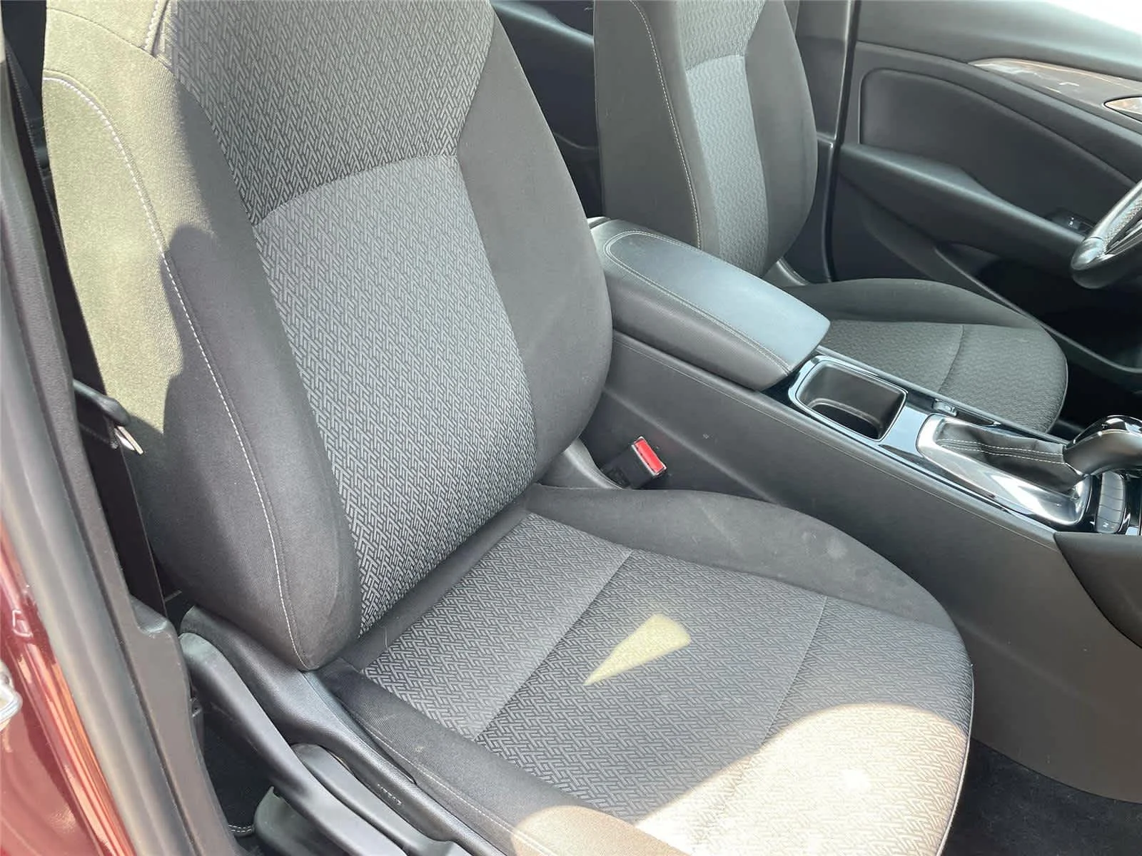 Used 2018 Rioja Red Metallic Buick Preferred image 17