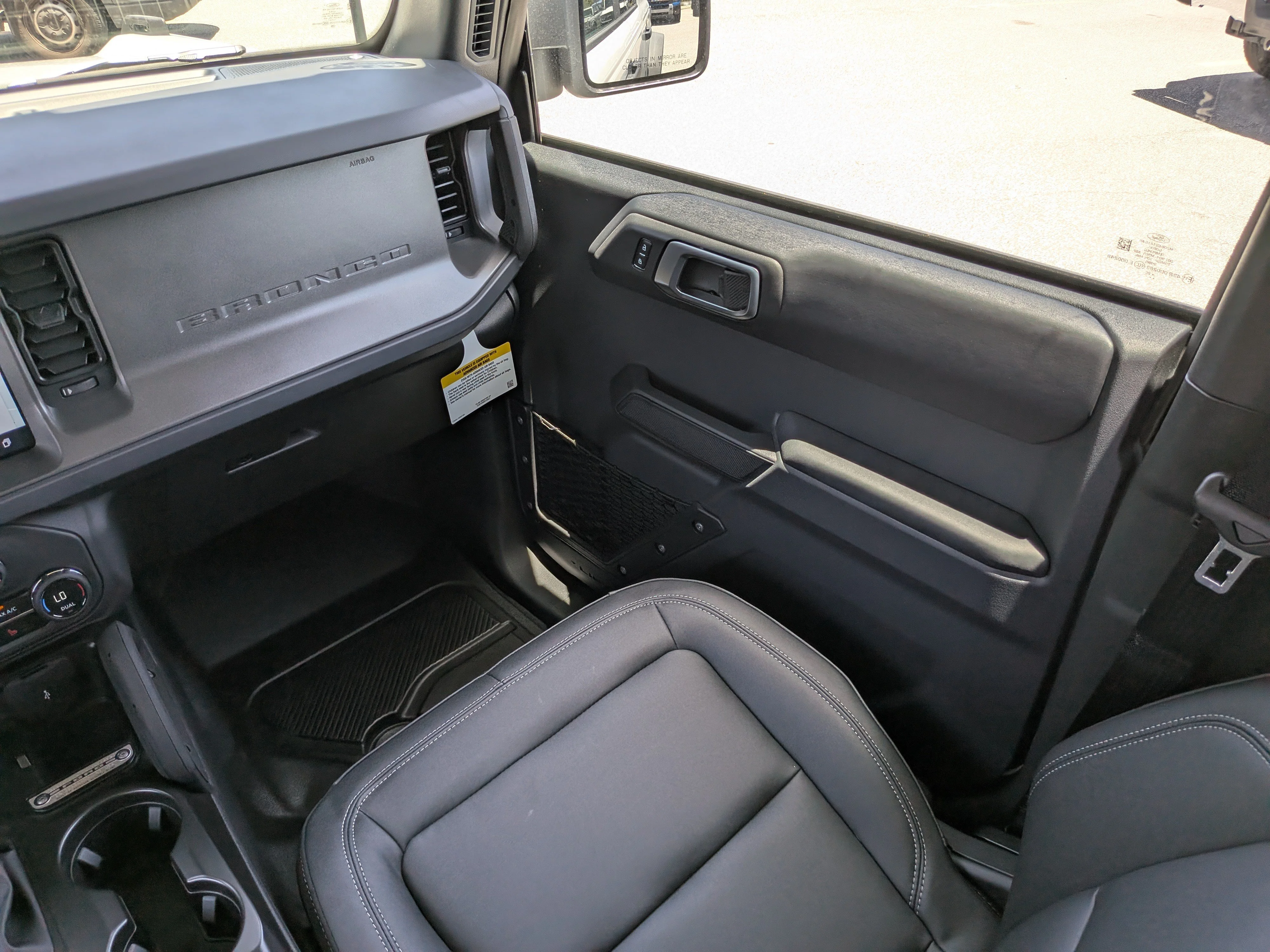 New 2026 Avalanche Gray Ford Badlands® image 15