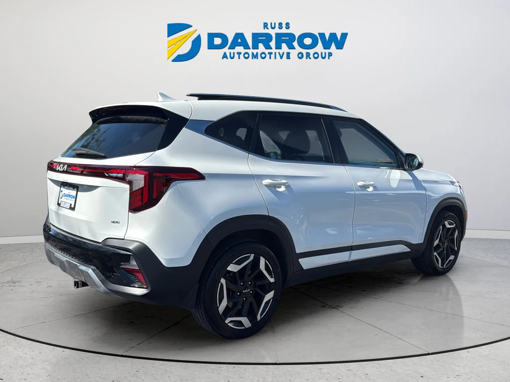 Certified Used 2024 White Kia SX image 5