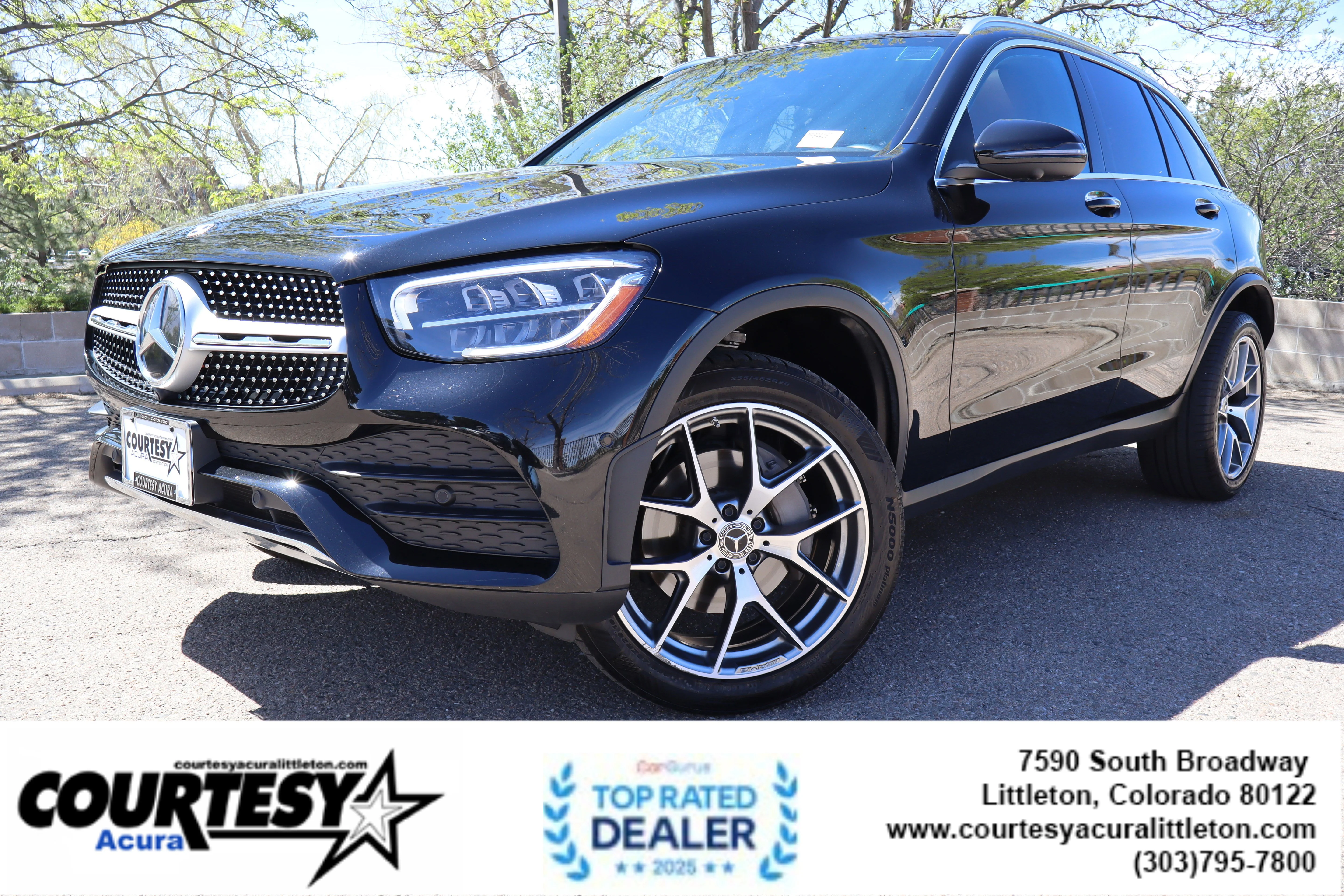 Used 2021 Black Mercedes-Benz GLC 300 image 1