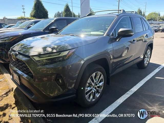 2025 Toyota RAV4 XLE Premium