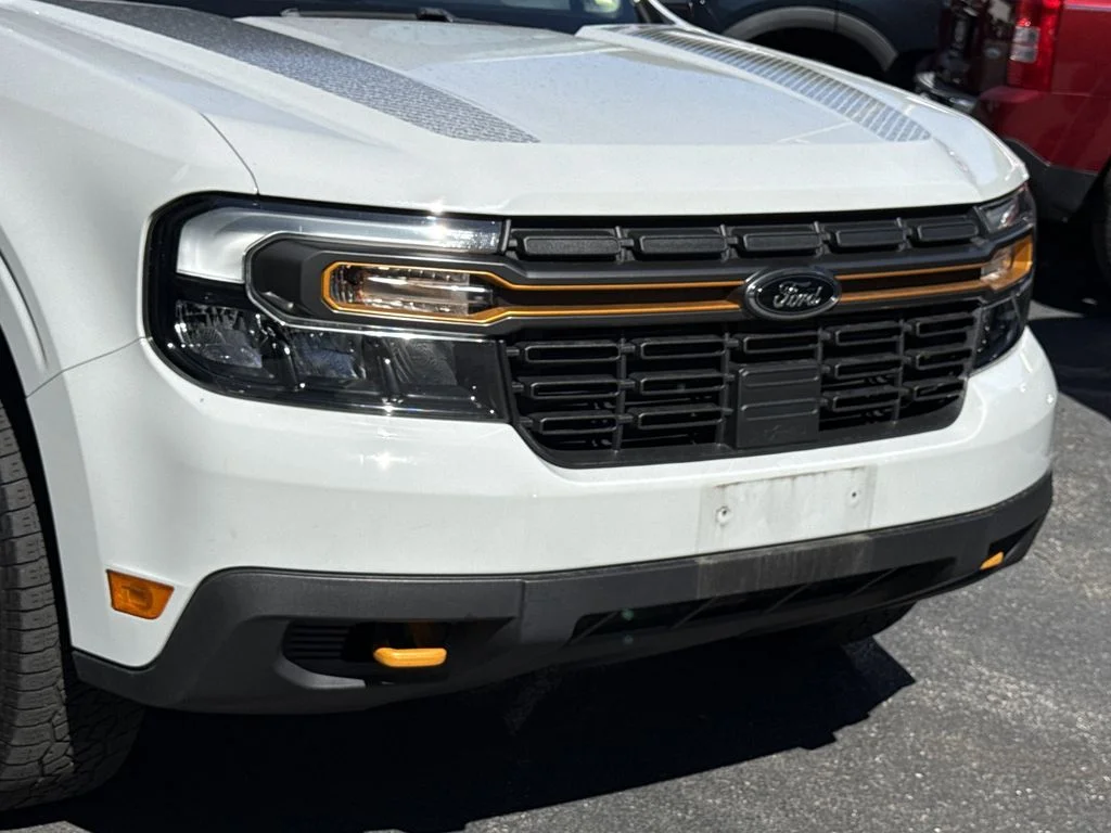 Used 2023 White Ford Lariat image 7