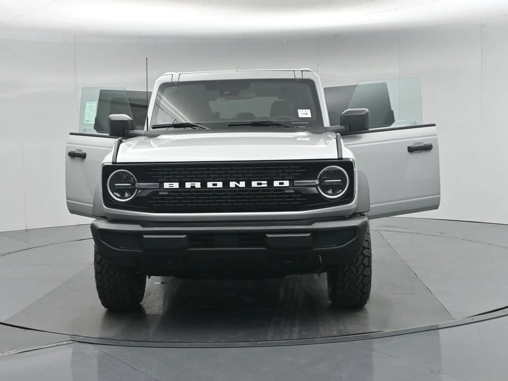 New 2026 Avalanche Gray Ford Big Bend image 31