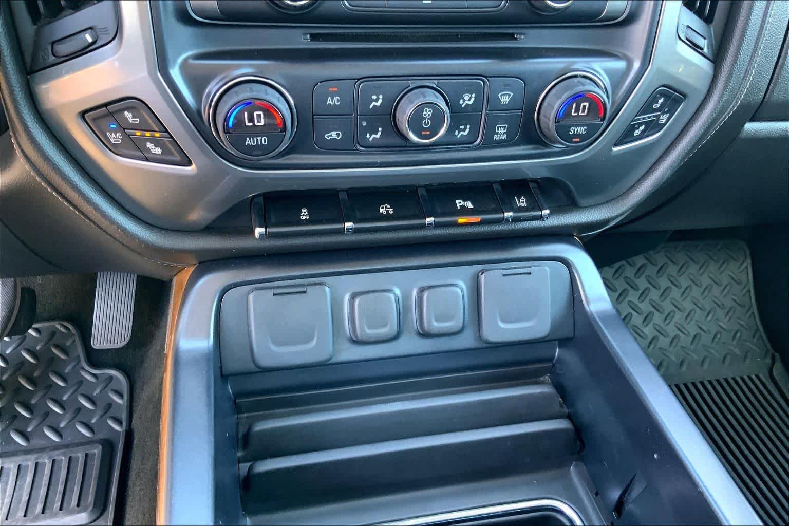 Used 2014 Silver Ice Metallic Chevrolet LTZ image 31