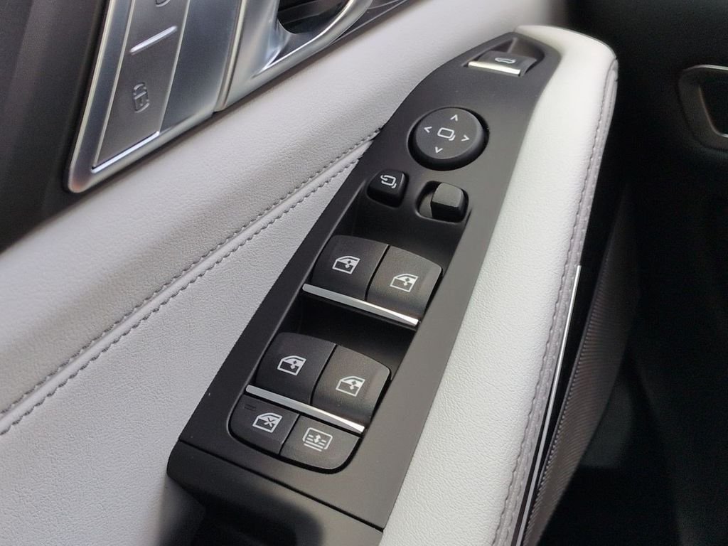 New 2027 Brooklyn Grey Metallic BMW xDrive40i image 25