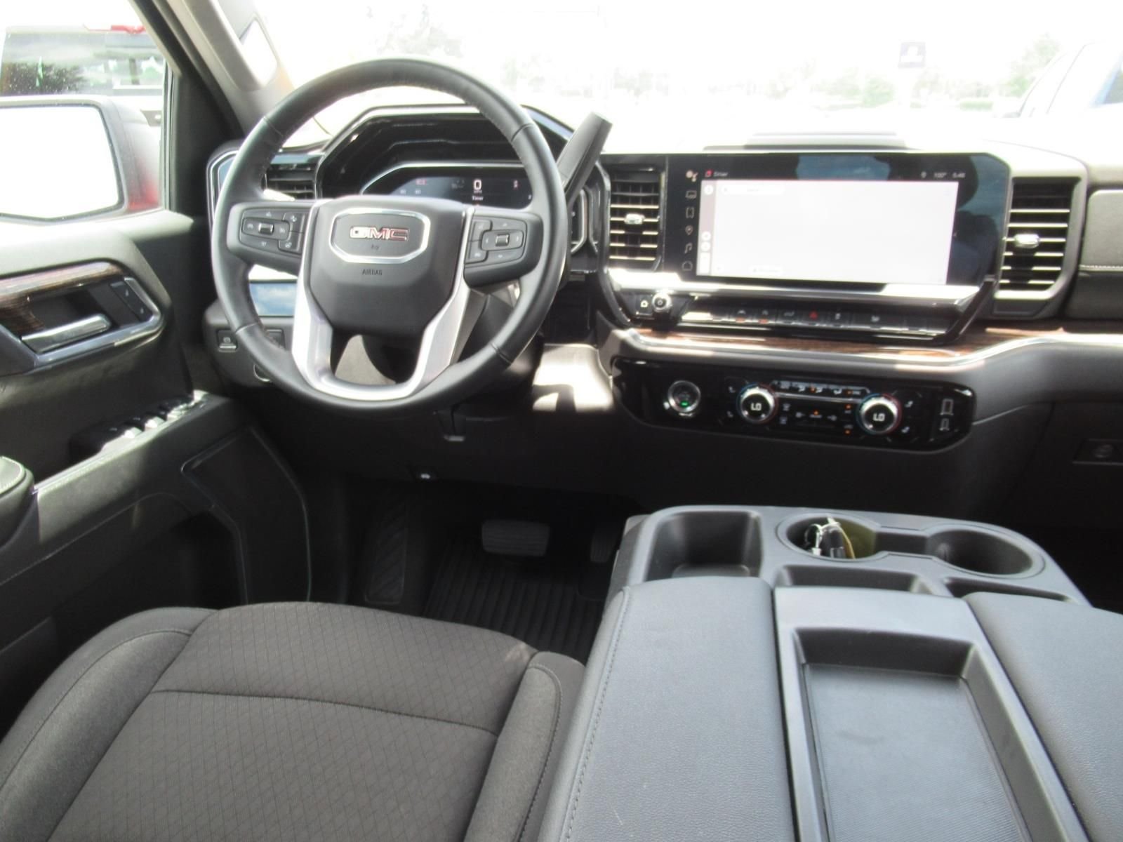Used 2024 Red GMC Elevation image 14