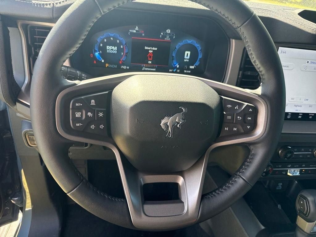 2025 Ford Bronco 4-Door Outer Banks - Photo 17