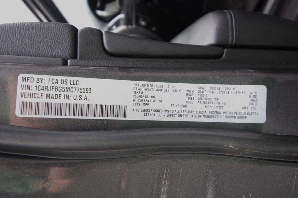 Used 2021 Gray Jeep Limited image 26