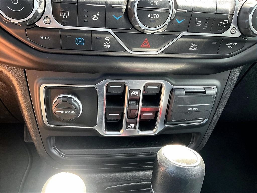 Used 2023 Gray Jeep Sahara 4xe image 25