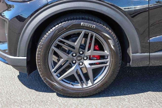 New 2026 Agate Black Metallic Ford ST-Line image 10