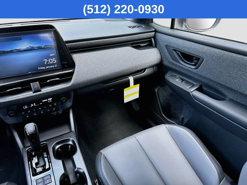 New 2026 White Subaru Premium image 28