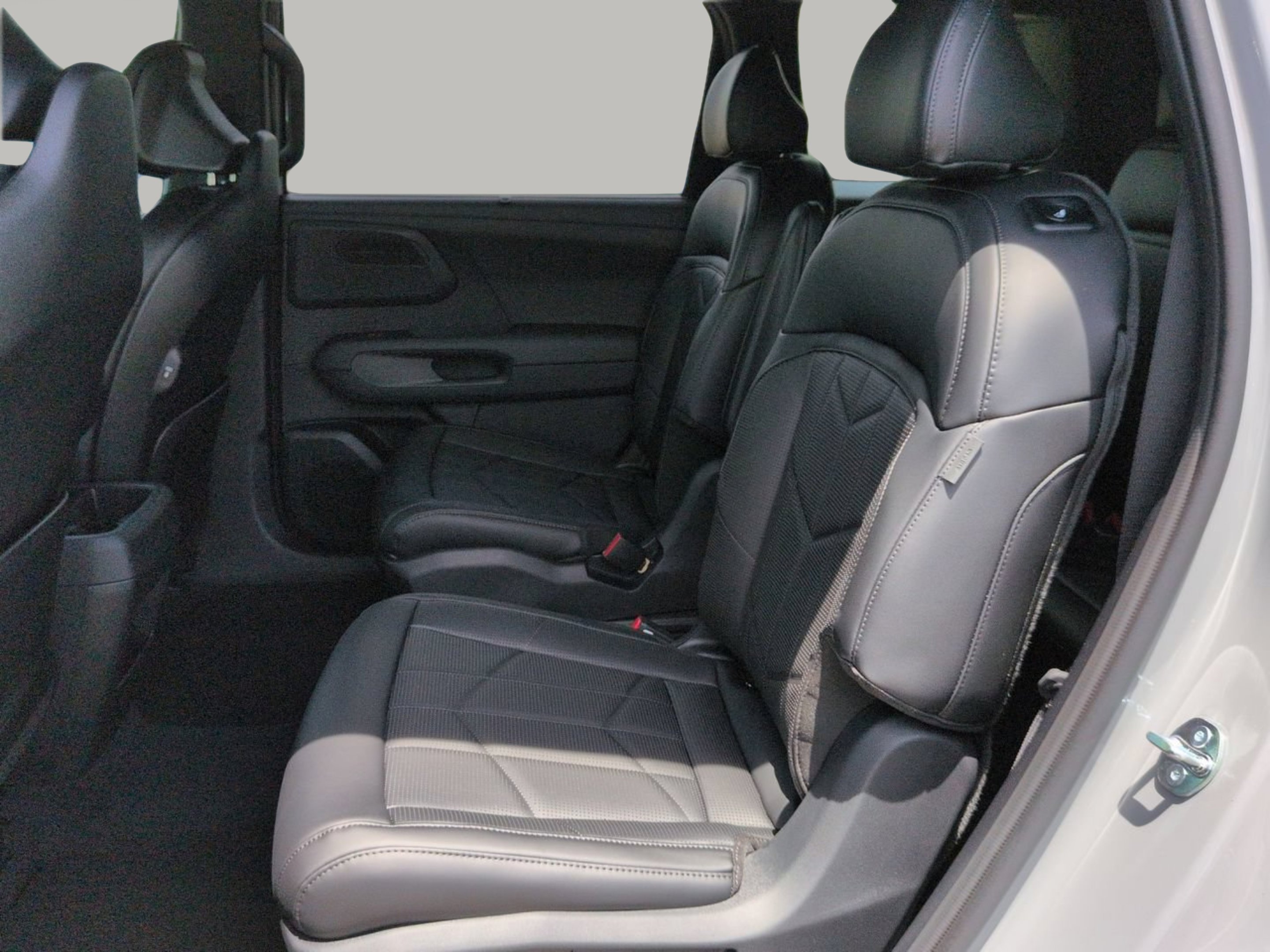 New 2027 Wolf Gray Kia X-Line EX image 19