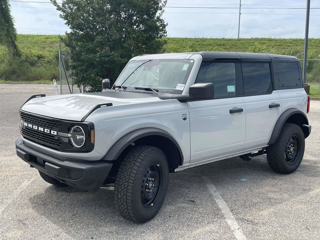 New 2026 Avalanche Gray Ford Big Bend image 7
