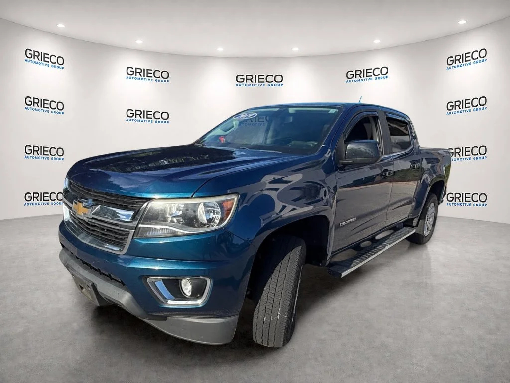 Used 2019 Blue Chevrolet LT image 3