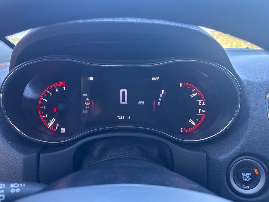 Used 2019 Ivory Pearl Dodge R/T image 13
